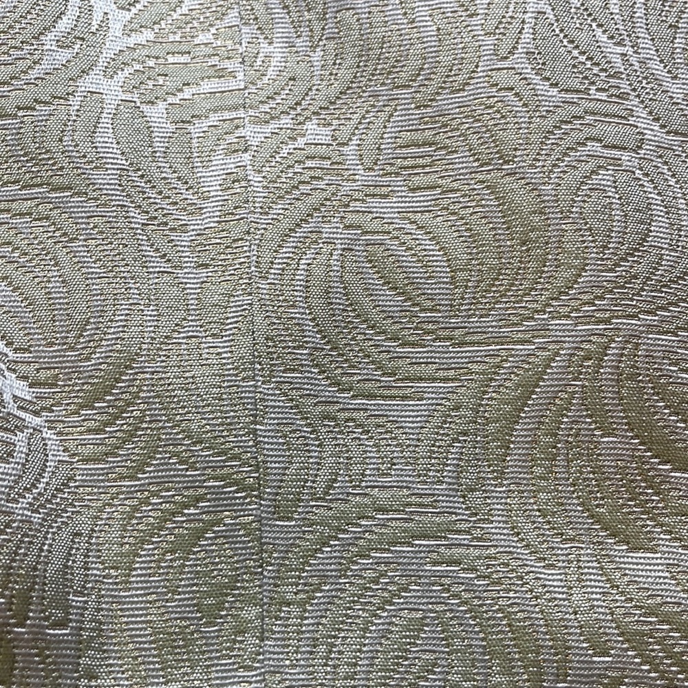 Light green brocade suit.  Vintage.  Worn once. - Picture 2 of 5